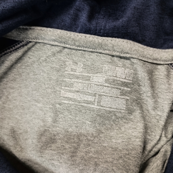 Grey under armor Long sleeve Utah State University pull over hoodie size medium - Picture 3 of 11